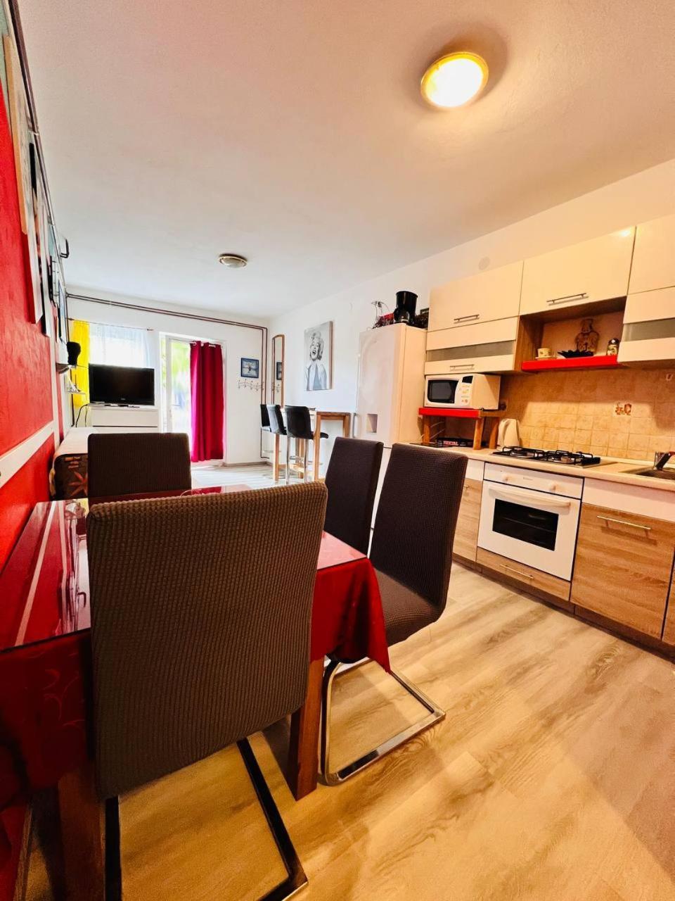 Mira Apartment Pula Ngoại thất bức ảnh