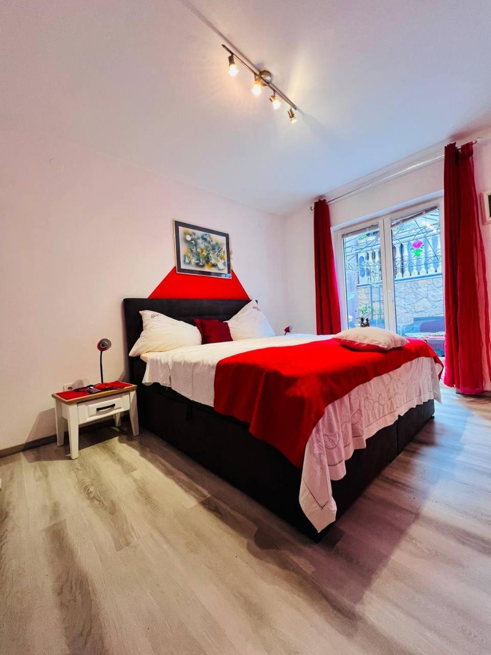 Mira Apartment Pula Ngoại thất bức ảnh