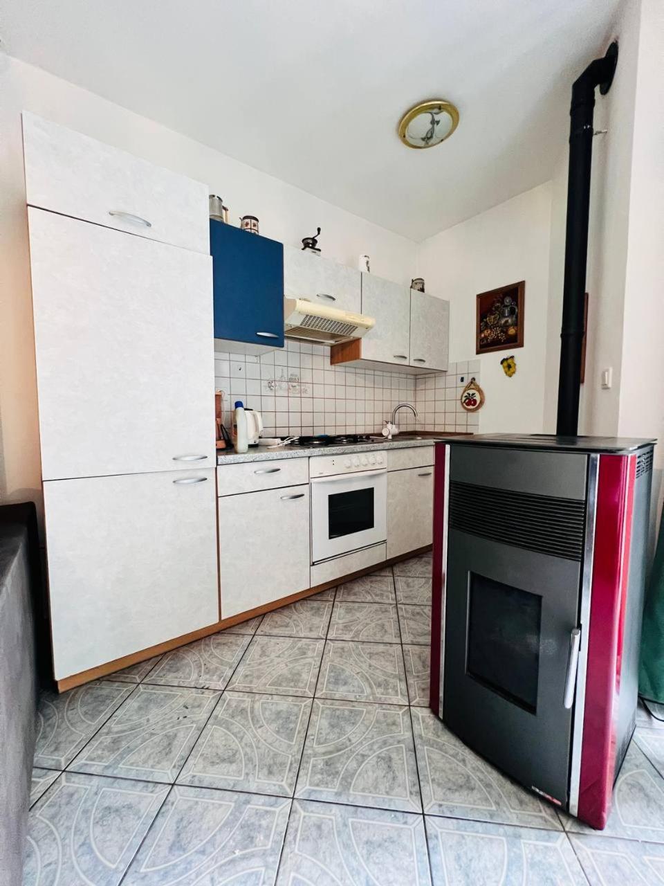 Mira Apartment Pula Ngoại thất bức ảnh