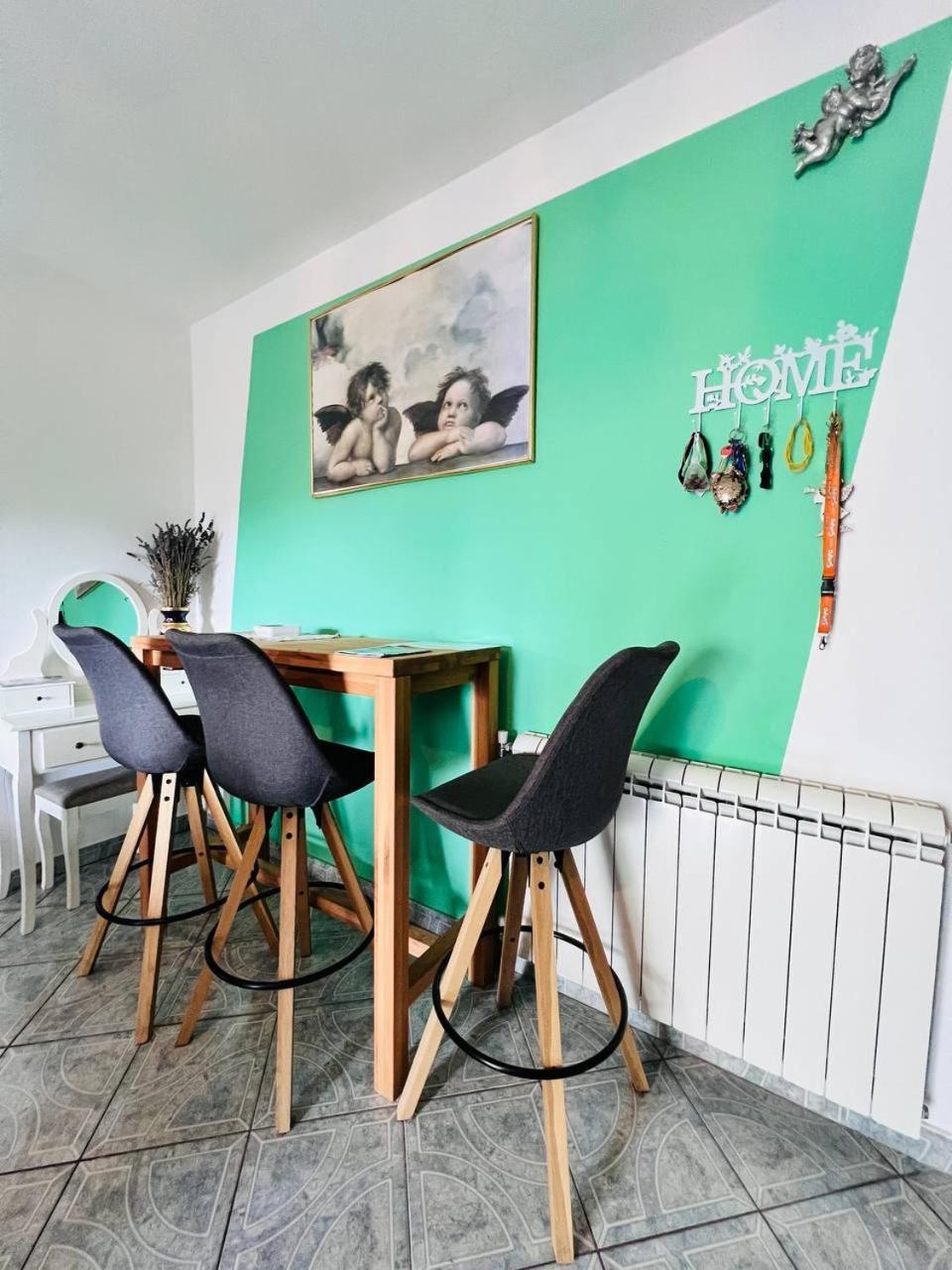 Mira Apartment Pula Ngoại thất bức ảnh