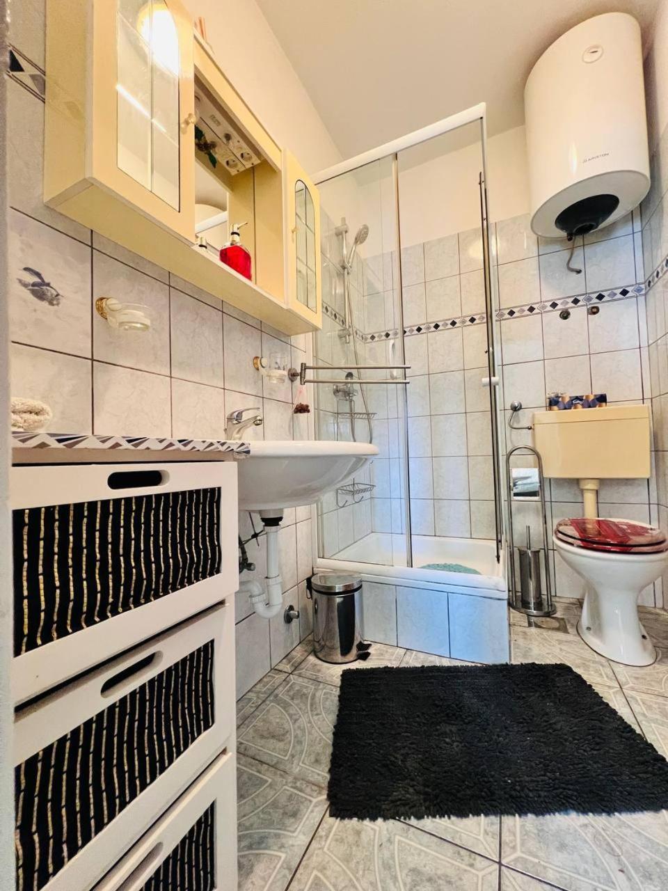 Mira Apartment Pula Ngoại thất bức ảnh